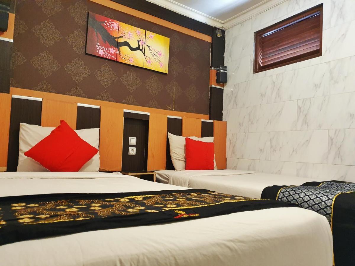 Oyo 822 Hotel Mukti Jaya Purwokerto Exterior foto